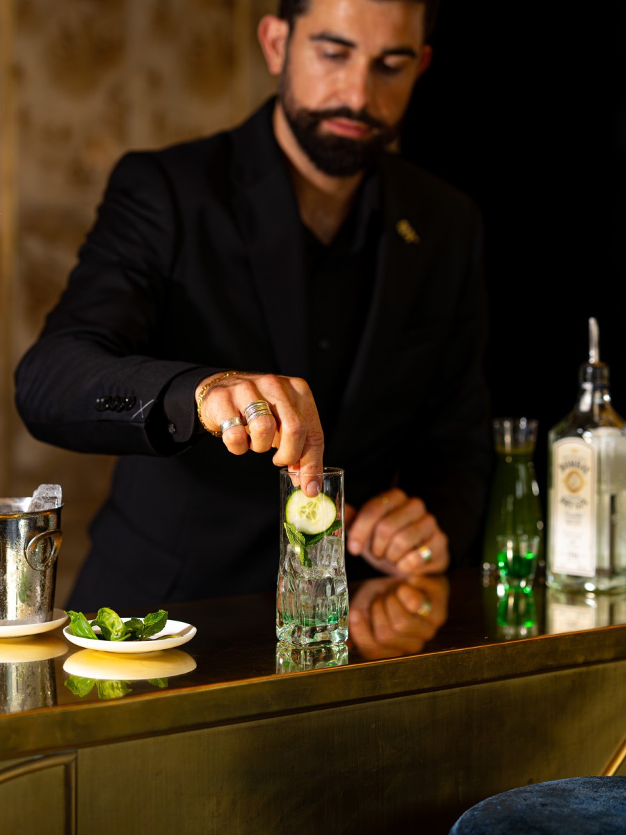 Bar cocktail face à l'opéra bastille